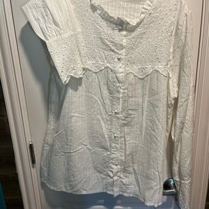Delicate cotton lace white top